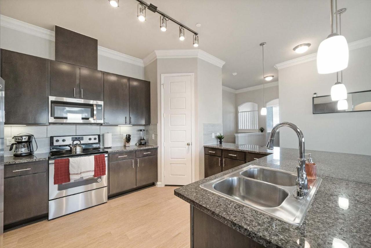 Luxury Townhomes - Evonify Stays Austin Exterior foto